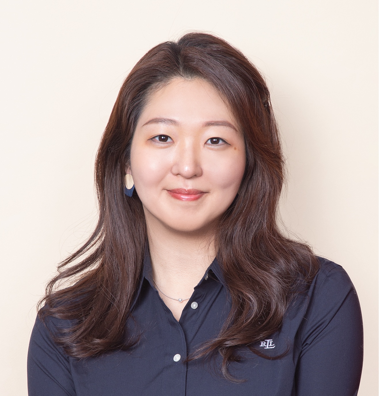 Min-kyeong (Min) Cha